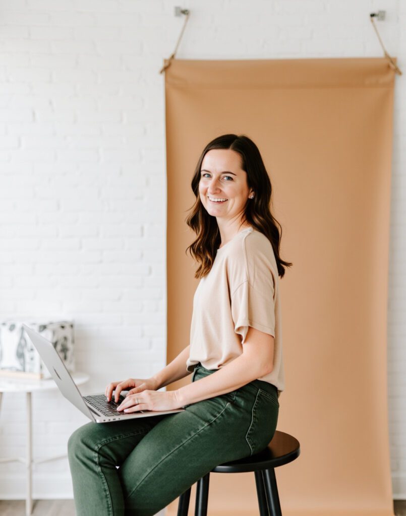 10 years later, present day Unica Formo owner, Jordin Brinn smiling at the camera.